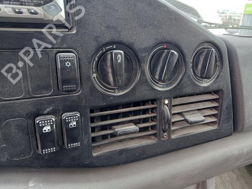 Used Right front window switch Right front window switch VW LT 28-46 II Van (2DA, 2DD, 2DH) 2.5 TDI (109 hp) 33959345 33959345