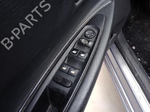Electronic module CITROËN C4 I (LC_) 2.0 HDi | BP27009083M83 - Image 3