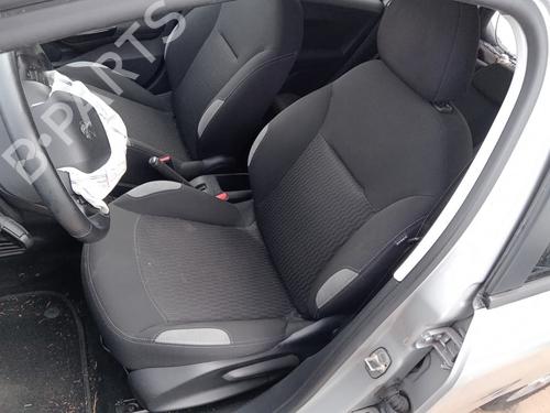 Used Left front seat PEUGEOT 208 I (CA_, CC_) 1.2 VTI 82 (82 hp) 28810848