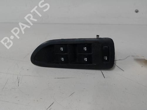 Used Left front window switch RENAULT LAGUNA II (BG0/1_) 1.9 dCi (BG1A, BG1W, BG0G) (110 hp) 31330419