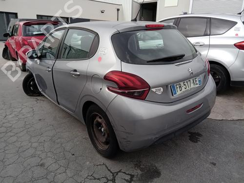 Tågelys PEUGEOT 208 I (CA_, CC_) 1.2 VTI 82 (82 hp) 32864593