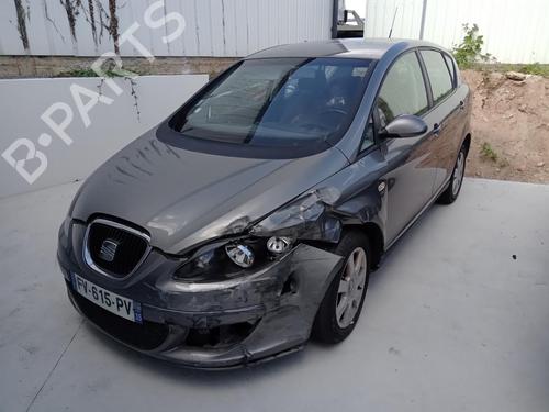 Venstre bremsekaliber foran SEAT TOLEDO III (5P2) 2.0 TDI 16V (140 hp) 26987355