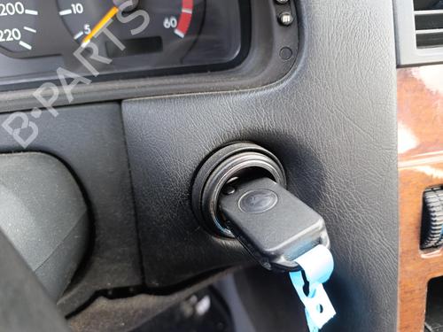 Used Ignition barrel Ignition barrel MERCEDES-BENZ E-CLASS (W210) E 220 D (210.004) (95 hp) 39662494 39662494