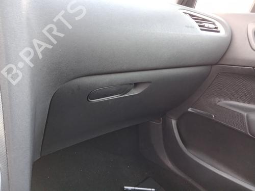 Guantera CITROËN C4 II (NC_) 1.6 HDi 115 (114 hp) 31271082