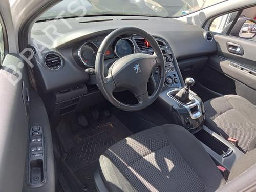 Used Dashboard PEUGEOT 5008 (0U_, 0E_) 1.6 HDi (110 hp) 29300448