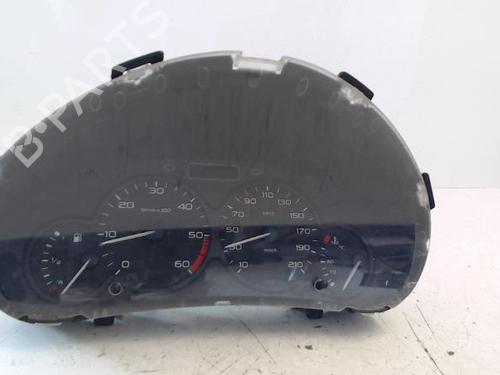 Cockpit PEUGEOT 206 Hatchback (2A/C) 1.4 HDi eco 70 (68 hp) 26990395
