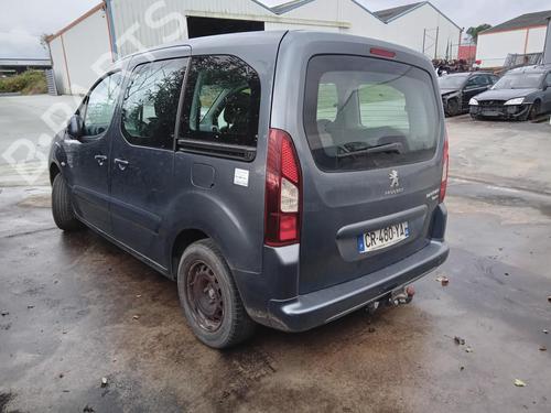 Third brake light PEUGEOT PARTNER Box Body/MPV 1.6 HDi | BP27014509L11 