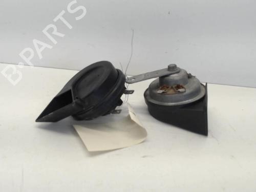 Used Horn MERCEDES-BENZ CLK (C209) CLK 240 (209.361) (170 hp) 26983837