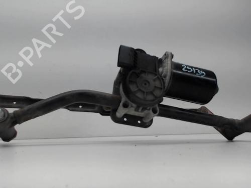 Used Front wiper motor KIA PICANTO I (SA) 1.1 CRDi (75 hp) 26988351