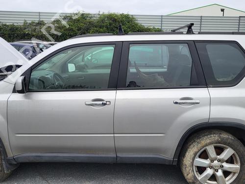 Dør venstre bak NISSAN X-TRAIL II (T31) 2.0 dCi 4x4 (150 hp) 27014825