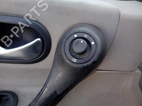 Spejlkontakt Spejlkontakt RENAULT MEGANE II (BM0/1_, CM0/1_) 1.5 dCi (BM1E, CM1E) (106 hp) 33701184 33701184