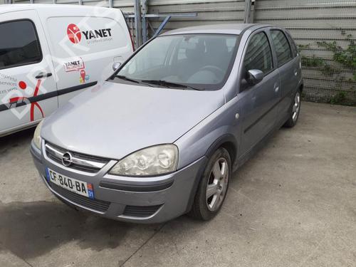 Used Left headlight OPEL CORSA C (X01) 1.3 CDTI (F08, F68) (70 hp) 26998502