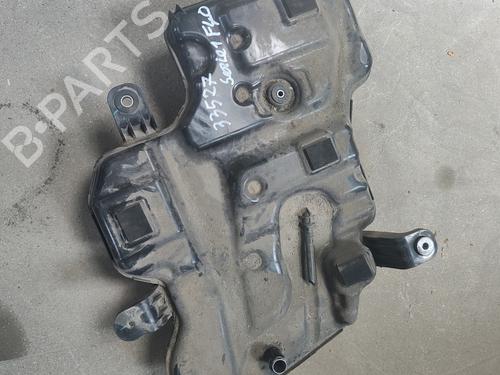 Used AdBlue tank BMW 1 (F40) 116 d (116 hp) 32139102