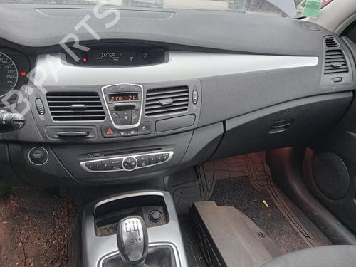Used Glove box RENAULT LAGUNA III (BT0/1) 2.0 dCi (BT01, BT08, BT09, BT0E, BT0K, BT12, BT1C, BT1D,... (150 hp) 26994126
