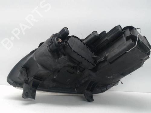 Used Right headlight VW TOURAN (1T1, 1T2) 1.9 TDI (105 hp) 26992266