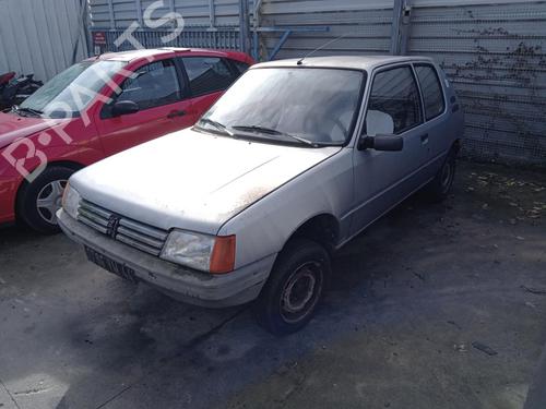 Used Left mirror PEUGEOT 205 II (20A/C) 1.7 Diesel (60 hp) 27002849