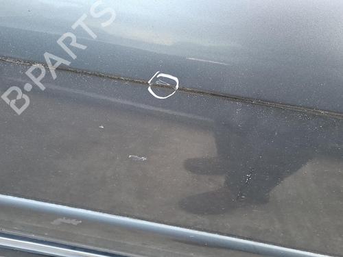 Used Left front door Left front door 27003075 27003075