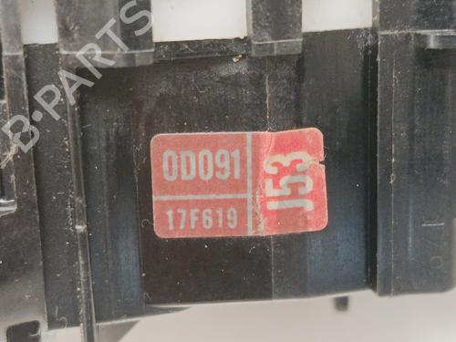 Used Switch Switch TOYOTA YARIS (_P9_) 1.33 VVT-i (NSP90_, NSP90R) (100 hp) 39418543 39418543