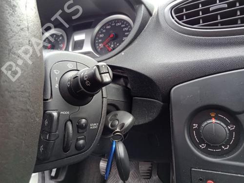 Mando intermitentes / limpia RENAULT CLIO III (BR0/1, CR0/1) 1.5 dCi (BR17, CR17) (86 hp) 31637940