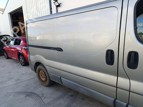 Højre side skydedør Højre side skydedør RENAULT TRAFIC II Van (FL) 2.0 dCi 90 (FL0H, FL00, FL01, FL0M, FL0P, FL0S) (90 hp) 39627382 39627382