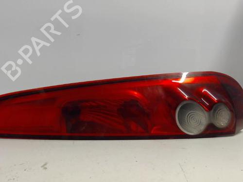 Used Right taillight FORD FIESTA V (JH_, JD_) 1.4 TDCi (68 hp) 27007334