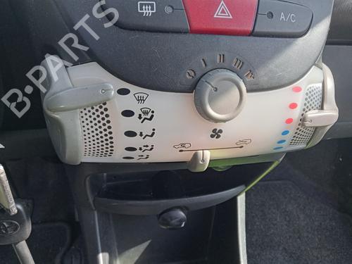 Used Climate control Climate control TOYOTA AYGO (_B1_) 1.0 (KGB10_, KGB10R) (68 hp) 33546794 33546794