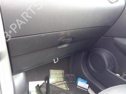 Used Glove box NISSAN QASHQAI I (J10, NJ10) 1.5 dCi (110 hp) 28335645