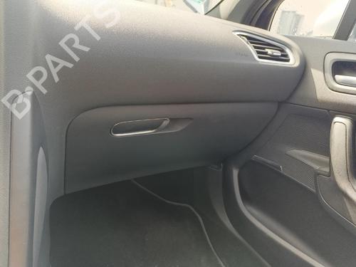 Used Glove box Glove box 38924625 38924625
