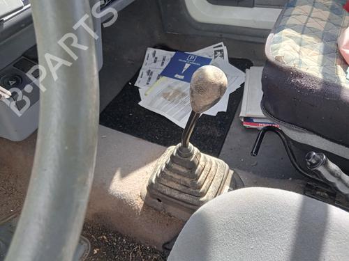 Palanca de cambios Palanca de cambios CITROËN AX (ZA-_) 10 (44 hp) 33831542 33831542