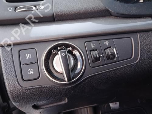 Used Headlight switch HYUNDAI i40 I CW (VF) 1.7 CRDi (136 hp) 28600415