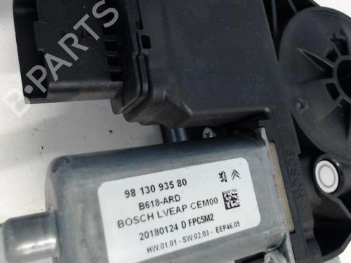 Used Rear right window mechanism Rear right window mechanism CITROËN C3 III (SX) 1.2 PureTech 82 (83 hp) 27025731 27025731