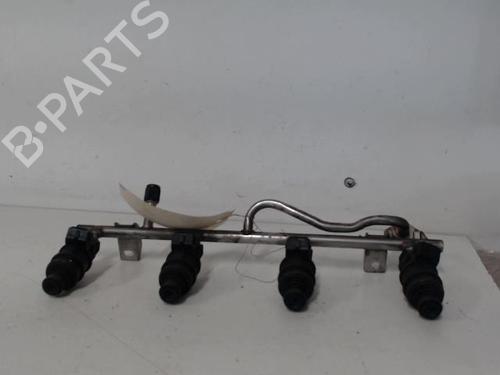 Used Injection rail OPEL ZAFIRA A MPV (T98) 1.8 16V (F75) (116 hp) 28195434