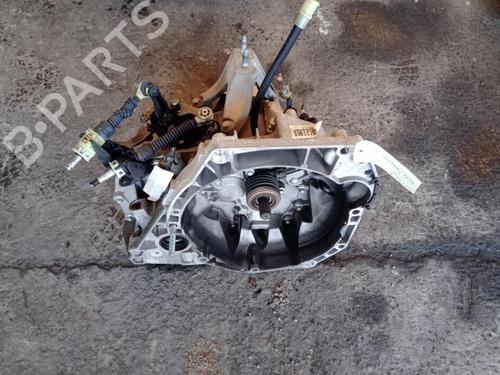 Gearkasse DACIA SANDERO II TCe 90 (B8M1, B8MA, B8AC) (90 hp) 27007165