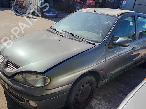 Used Left headlight RENAULT MEGANE I (BA0/1_) 1.9 dCi (BA05, BA1F) (102 hp) 26981505