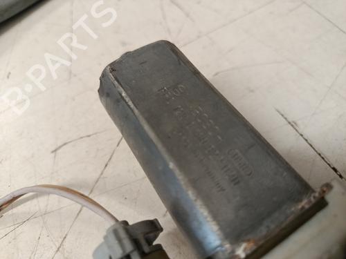 Used Front left window mechanism Front left window mechanism RENAULT CLIO II (BB_, CB_) 1.2 16V (BB05, BB0W, BB11, BB27, BB2T, BB2U, BB2V, CB05,... (75 hp) 33218461 33218461