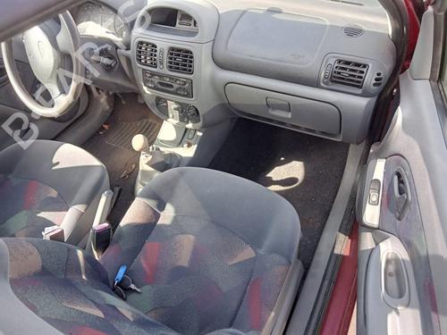 Siège avant droit RENAULT CLIO II (BB_, CB_) 1.4 (B/CB0C, B/CB0S) (75 hp) 27007699