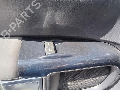 Used Left front window switch CITROËN C4 CACTUS 1.5 BlueHDi 100 (102 hp) 27008441