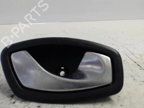 Høyre foran invendig håndtak RENAULT MEGANE III Hatchback (BZ0/1_, B3_) 1.5 dCi (BZ09, BZ0D, BZ1W, BZ29, BZ14) (110 hp) 26991165