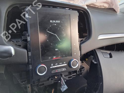Used Display monitor Display monitor RENAULT MEGANE IV Hatchback (B9A/M/N_) 1.2 TCe 130 (B9MR) (130 hp) 32745981 32745981