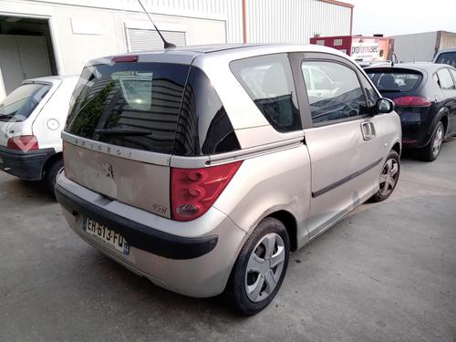Used Right taillight PEUGEOT 1007 (KM_) 1.4 (75 hp) 26996168