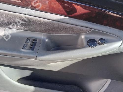Used Left front window switch Left front window switch AUDI A4 B5 (8D2) 1.9 TDI (116 hp) 33937375 33937375