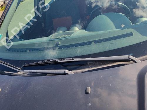 Used Front windshield wiper arm FORD FIESTA V (JH_, JD_) 1.4 TDCi (68 hp) 27014502