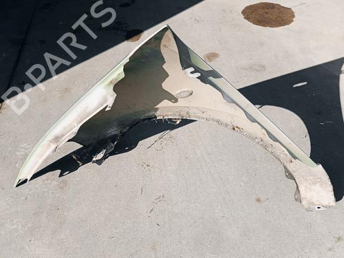 Used Right front fenders Right front fenders 34394490 34394490