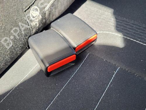 Used Seat buckle DACIA SANDERO II 1.0 SCe 75 (B8JC, B8JD) (73 hp) 26991341