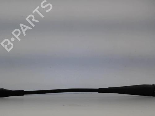 Used Front windshield wiper arm OPEL CORSA E (X15) 1.4 (08, 68) (90 hp) 27011094