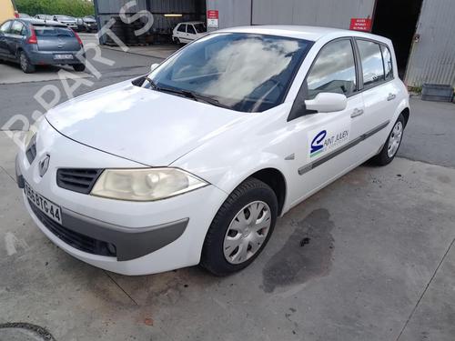 Used Left headlight RENAULT MEGANE II (BM0/1_, CM0/1_) 1.5 dCi (BM1E, CM1E) (106 hp) 30507268