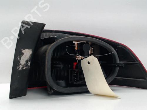 Used Left taillight RENAULT LAGUNA II (BG0/1_) 1.8 16V (BG04, BG0B, BG0C, BG0V) (117 hp) 27020172