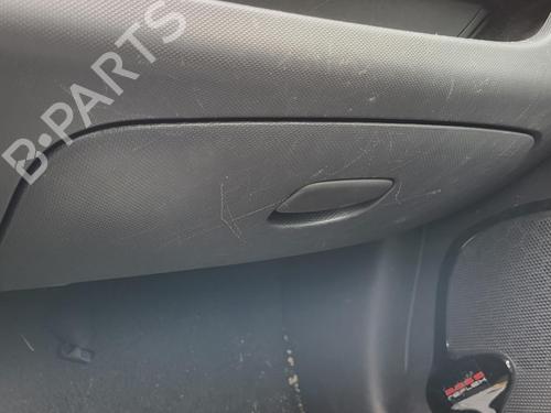 Used Glove box RENAULT CLIO IV (BH_) 0.9 TCe 90 (BHNF, BHMA, BHMH, BHJK, BHJR) (90 hp) 26982935