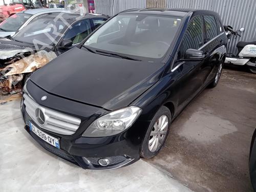 Used Front left exterior door handle MERCEDES-BENZ B-CLASS Sports Tourer (W246, W242) B 180 CDI (246.200) (109 hp) 26987265
