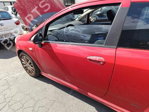 Used Left front door Left front door 39019480 39019480